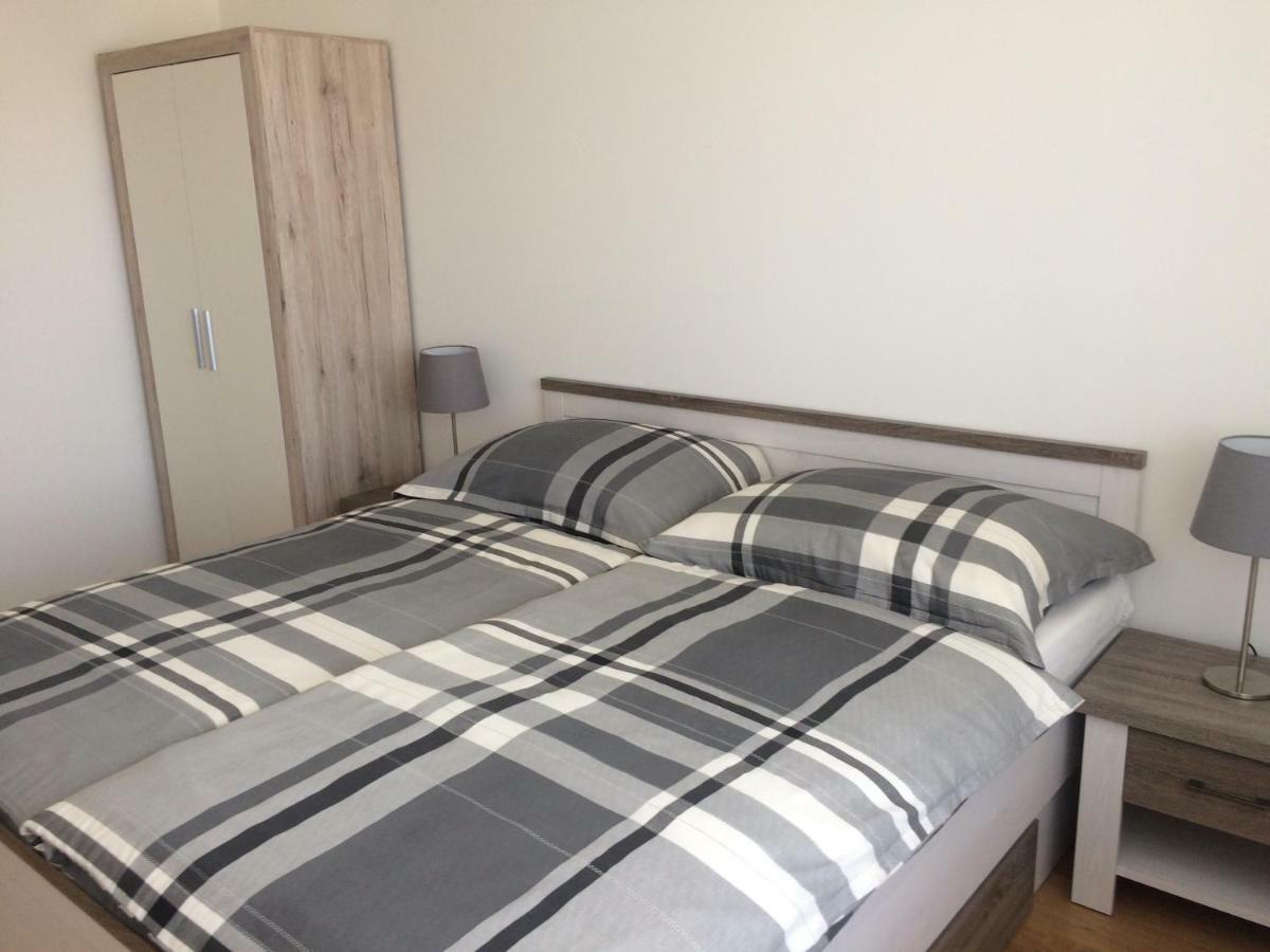 Hauptbahnhof 1 Apartment *